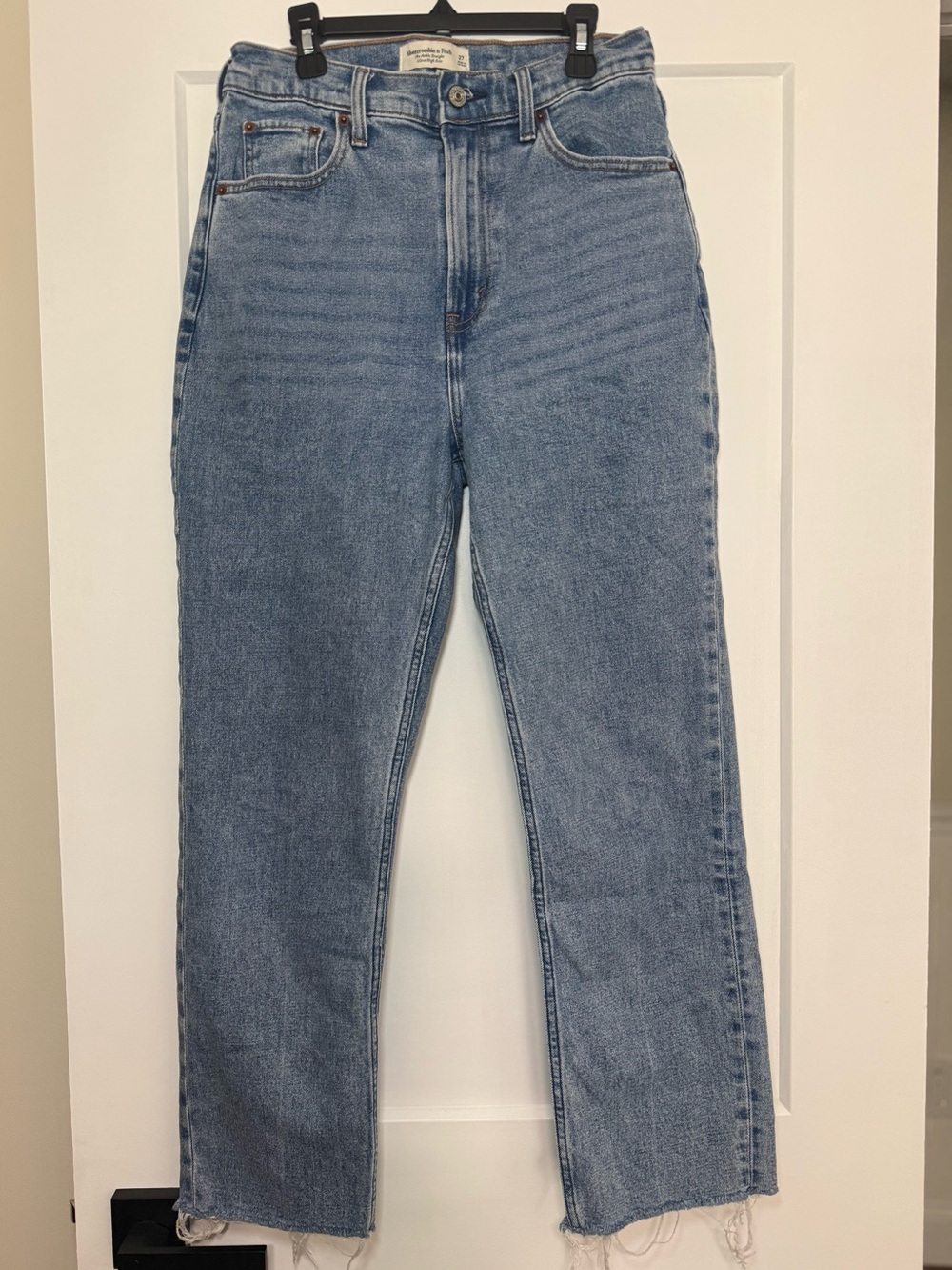 Abercrombie & Fitch The Ankle Straight Curve Love High-Rise  - Light Blue